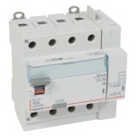 Legrand - Interrupteur diff DX³-ID arrivée haut à vis et départ haut auto - 4P 400V~ 40A typeF 30mA - 5 modules - Réf : 411658