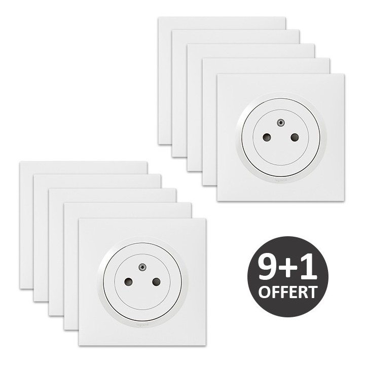 Legrand - Lot de 10 Prises de courant complètes 2P+T blanches dont 1 OFFERTE - Dooxie One - 16A - Réf : 600335(9+1)