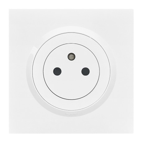 Legrand - Prise de courant 2P+T Surface dooxie 16A livrée avec plaque carrée blanche - Réf : 095015