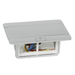 Legrand Incara - Pop-up à encastrer dans le sol et à équiper de 4 modules avec couvercle finition Alu mat - Réf : 054011