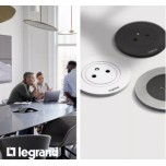 Legrand Incara - Disq 60 équipée d'1 prise 2P+T Surface avec cordon de 2m équipé d'une fiche 2P+T - blanc Ø60mm - Réf : 654720