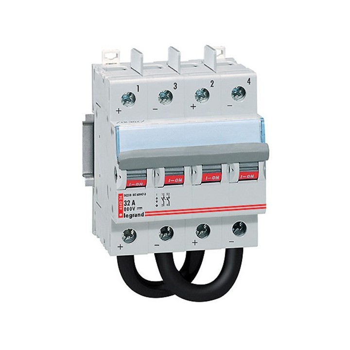 Legrand - Interrupteur-sectionneur à manette courant continu 800V pour photovoltaïque - 25A - 4 modules - Réf : 414223