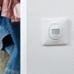 Schneider Ovalis - Détecteur de présence et de mouvement complet blanc - toutes charges - 3 fils - Réf : S320523-P