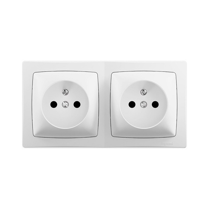 Legrand - Double prise de courant avec terre - 2 postes - Appareillage Saillie - Blanc - Réf : 086076L