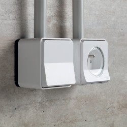 Schneider Mureva Styl - 4 Prises de courant 2P+T saillie + 1 va-et-vient saillie - IP55 - Blanc - Réf: MUR39030-P
