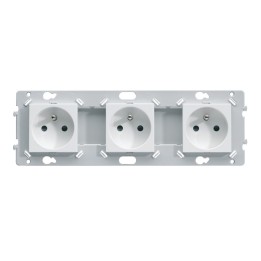 Hager Essensya - Prise triple 2P+T 16 A pré-câblée Essensya Pure - Réf :  WE123