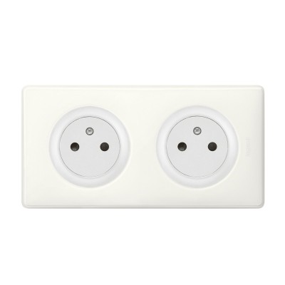 Legrand Céliane - Prise 2x2P+T Surface précablé - Ensemble Blanc complet - Réf : FF005