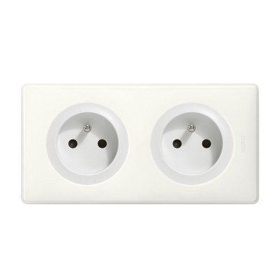Legrand Céliane - Prise 2x2P+T Standard à puits - Ensemble blanc complet - Réf : FF006