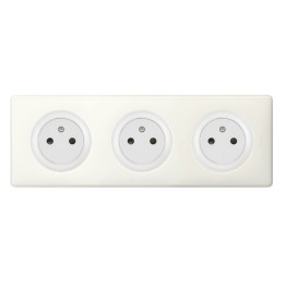 Legrand Céliane - Prise 3x2P+T Surface précablé - Ensemble Blanc complet - Réf : FF007