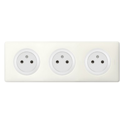 Legrand Céliane - Prise 3x2P+T Surface précablé - Ensemble Blanc complet - Réf : FF007