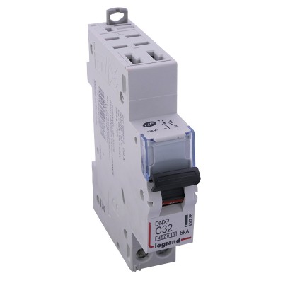 Legrand - Disjoncteur DNX³ 4500 - auto/vis - U+N 230V~ 32A - 4,5kA - courbe C - 1 module - Réf : 406786