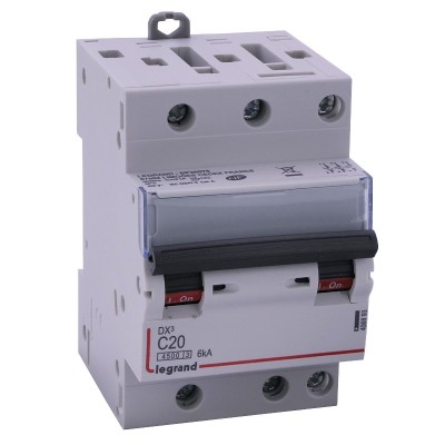 Legrand - Disjoncteur DX³ 4500 - vis/vis - 3P - 400 V~ - 20A - 6kA - courbe C - 1 module - Réf : 406893