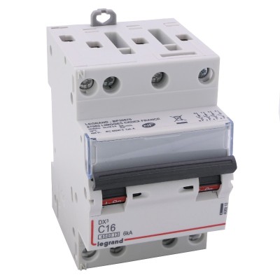 Legrand - Disjoncteur DX³ 4500 - vis/vis - 4P - 400 V~ - 16A - 6kA - courbe C - 3 modules - Réf : 406910