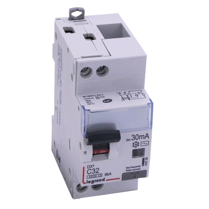 Legrand - Disjoncteur différentiel DX³4500 - vis/vis - U+N 230V~ - 32A typeAC 30mA - courbe C - 2 modules - Réf : 410708