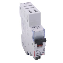 Legrand - Disjoncteur DNX³ 4500 - auto/auto - U+N 230V~ 10A - 4,5kA - courbe C - 1 module - Réf : 406782