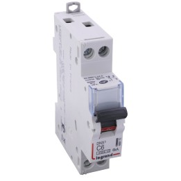 Legrand - Disjoncteur DNX³ 4500 - vis/vis - U+N 230V~ 6A - 4,5kA - courbe C - 1 module - Réf : 406772