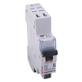 Legrand - Disjoncteur DNX³ 4500 - auto/auto - U+N 230V~ 6A - 4,5kA - courbe C - 1 module - Réf : 406781
