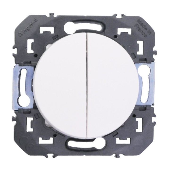 Legrand - Poussoir double dooxie 6A 250V~ finition blanc - Réf : 600008