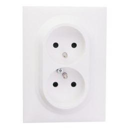 Legrand - Double prise de courant compacte monobloc easyréno 2P+T dooxie 16A livrée avec plaque carrée blanche - Réf : 600321