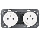 Legrand - Double prise de courant 2P+T Surface dooxie 16A précâblées finition blanc - Réf : 600332