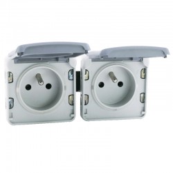 Legrand Prise 2p+t Plexo LEGRAND