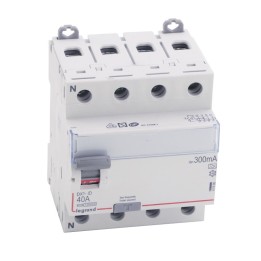 Legrand - Inter diff DX³-ID - vis/vis - 4P - 400V~ - 40A - type A - 300mA - départ bas - 4M - Réf : 411685