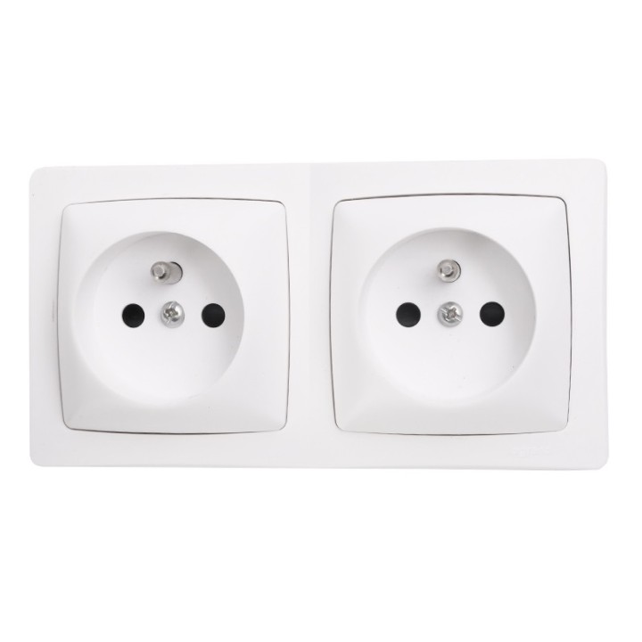 Legrand - Prise de courant 2x2P+T à bornes automatiques Appareillage saillie complet - blanc - Réf: 086076
