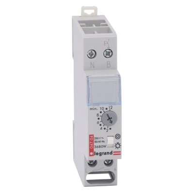 Legrand - Minuterie multifonction 230 V~ - 50/60 Hz - sortie 16 A 250 V~ - Réf : 004704