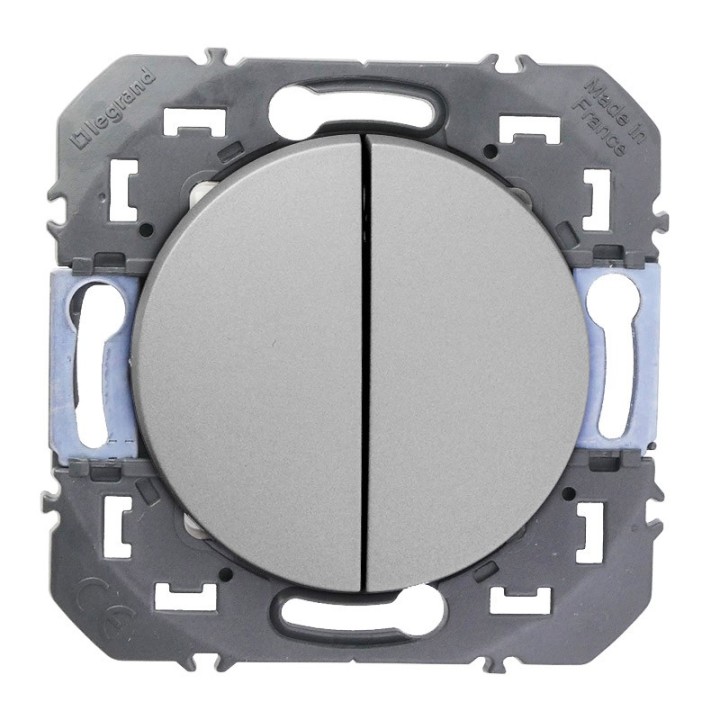 Legrand - Double interrupteur ou va-et-vient dooxie 10AX 250V~ finition alu - Réf : 600102