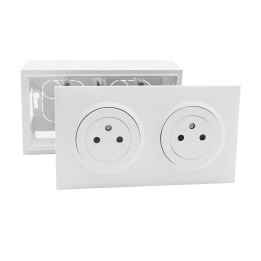 Legrand - Kit double prise de courant 2P+T Surface dooxie 16A précâblées livrée avec cadre saillie finition blanc - Réf : 300403