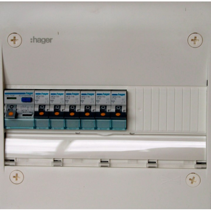 Hager - Tableau Pré-câblé - Gamma 13 modules 1 Rangée - Réf: HAG13101-précablé