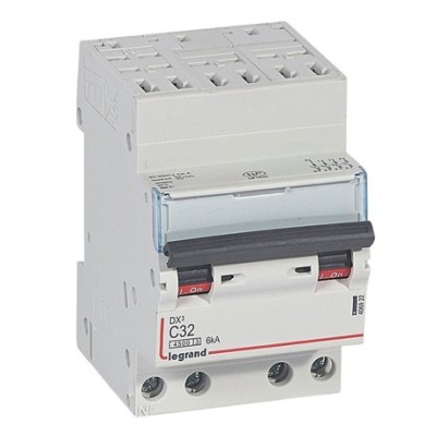 Legrand - Disjoncteur DX³4500 6kA arrivée haute bornes auto sortie basse bornes vis - tétra 32A courbe C - 3 mod - Réf : 406922