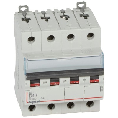 Legrand -  Disjoncteur DX³6000 10kA arrivée haute départ bas à vis 4P 400~ 40A - courbe D - peigne HX³ trad - Réf : 408121