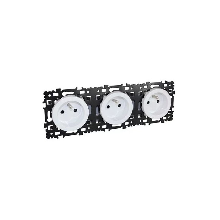 Eur'Ohm Square - Triple prise 2P+T monobloc blanc - Réf : 60287