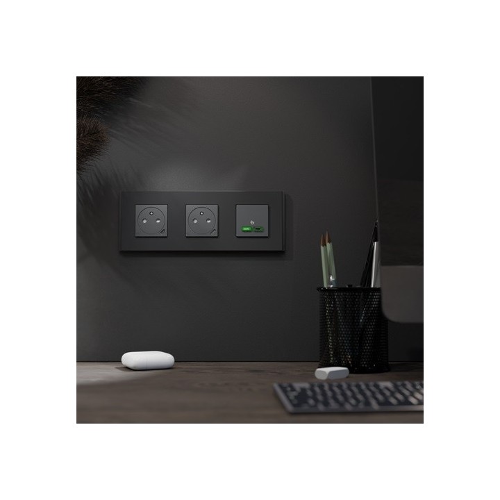 Schneider - Unica Déco - Plaque de finition - Gomme noire - 3P horiz vert - Réf : NU600672