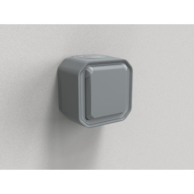 Legrand - Prise de courant 2P+T étanche Plexo 16A 250V IP55 IK08 complet saillie - gris - Réf : 070003L