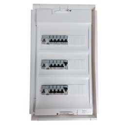 Legrand - Tableau électrique équipé et précâblé encastré - pour logement T4 - Réf : LEGTEP09AUTOE-Précablé