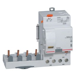 Legrand - Bloc différentiel adaptable auto DX³ pour disjoncteur 1 module par pôle - 4P 400V~ 63A - Type AC 300mA - Réf : 410518