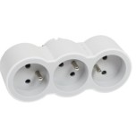 Legrand - Fiche multiprise triplite avec 3 prises 2P+T frontales 16A 3680W - blanc et gris clair - Réf : 049433