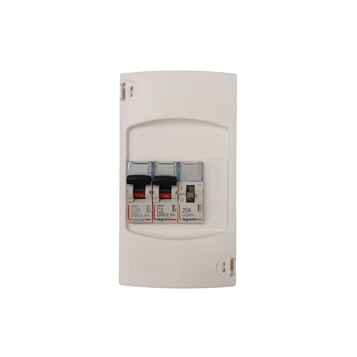 Legrand - Coffret chauffe-eau électrique équipé et précâblé - 1 rangée 4 modules - Réf : LEG001344-précablé