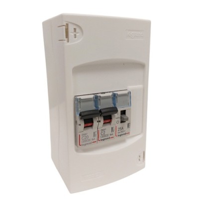 Legrand - Coffret chauffe-eau électrique équipé et précâblé - 1 rangée 4 modules - Réf : LEG001344-précablé