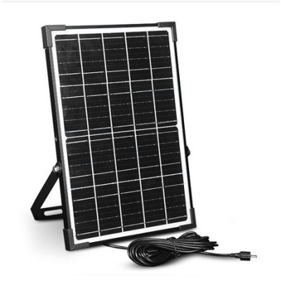 Miidex Lighting - Projecteur LED Solaire Asymétrique avec Détecteur IR 10W 3000K IP65 + Télécommande - Réf : 100752