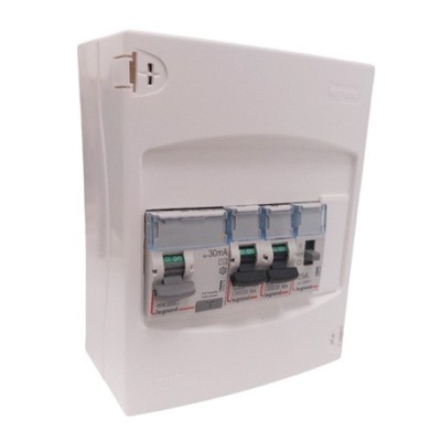 Legrand - Coffret chauffe-eau électrique équipé et précâblé - 1 rangée 6 modules - Réf : LEG001346-précablé